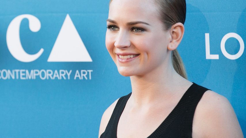 Britt Robertson