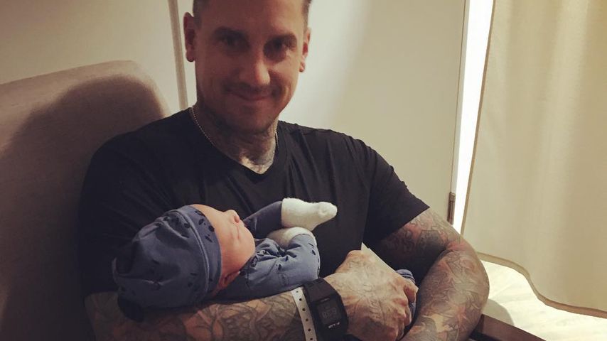 Carey Hart mit Söhnchen Jameson