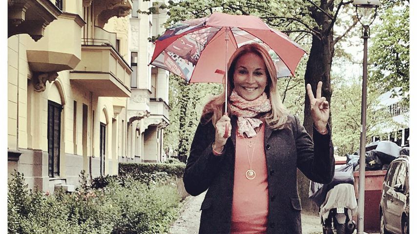 Caroline Beil mit Babykugel in Berlin