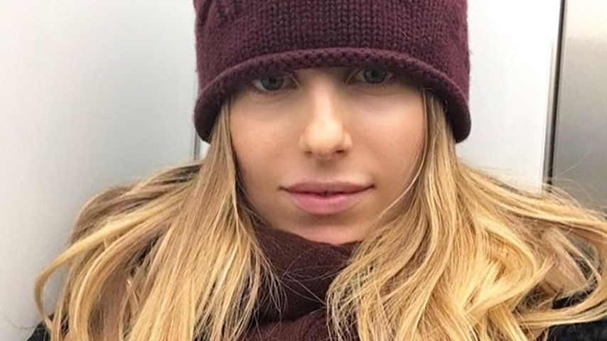 Cathy Hummels mit Mütze