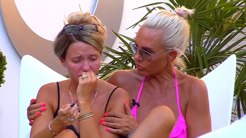 Cathy Lugner und Natascha Ochsenknecht im "Promi Big Brother"-Haus