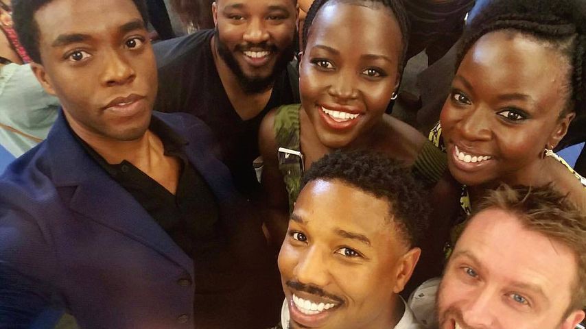 Chadwick Boseman (links) und seine "Black Panther"-Kollegen und -Kolleginnen