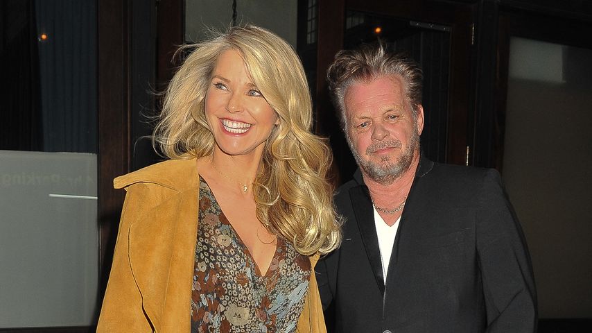 Christie Brinkley und Freund John Mellencamp nach einem Dinner in New York