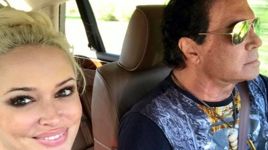Daniela Katzenberger mit Costa Cordalis im Auto