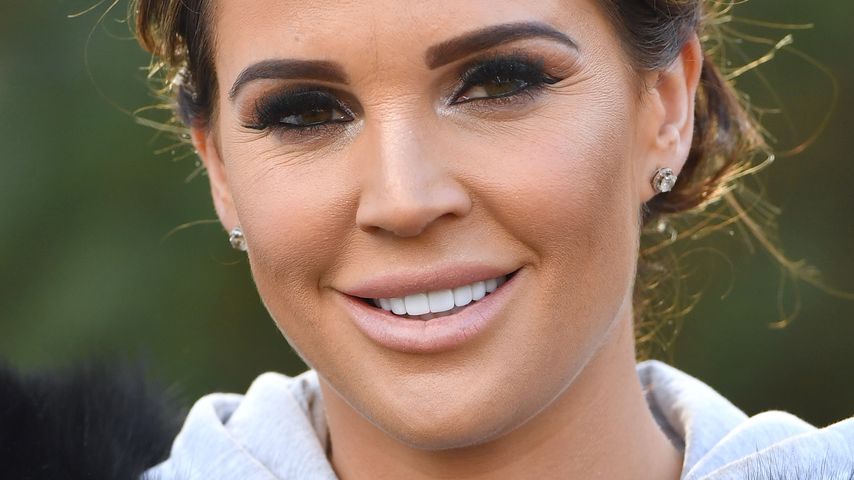Trotz geplatzter Brustimplantate: UK-Star will weitere OP | Promiflash.de