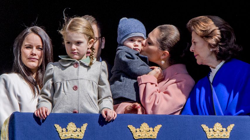 Die schwedische Königsfamilie beim 71. Geburtstag von Carl Gustaf