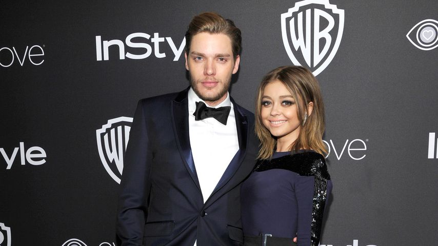 Dominic Sherwood und Sarah Hyland auf einem Event