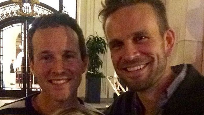 Scott Weinger, Andrea Barber, Candace Cameron-Bure und John Brotherton auf einem Selfie