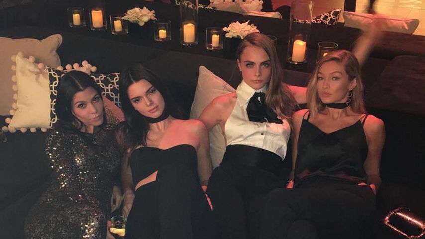 Gigi Hadid, Kendall Jenner, Kourtney Kardashian und Cara Delevingne