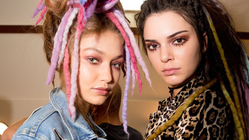 Gigi Hadid und Kendall Jenner auf der New York Fashion Week 2016