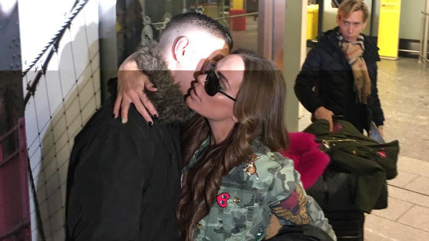 Gina-Lisa Lohfink vor dem Dschungel-Abflug mit ihrem Emir am Flughafen in Frankfurt