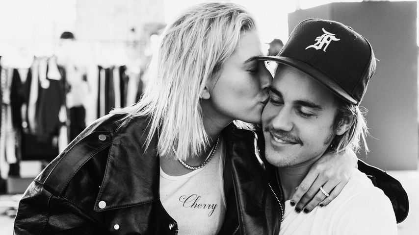 Liebeshammer! Justin gesteht Hailey öffentlich seine Gefühle