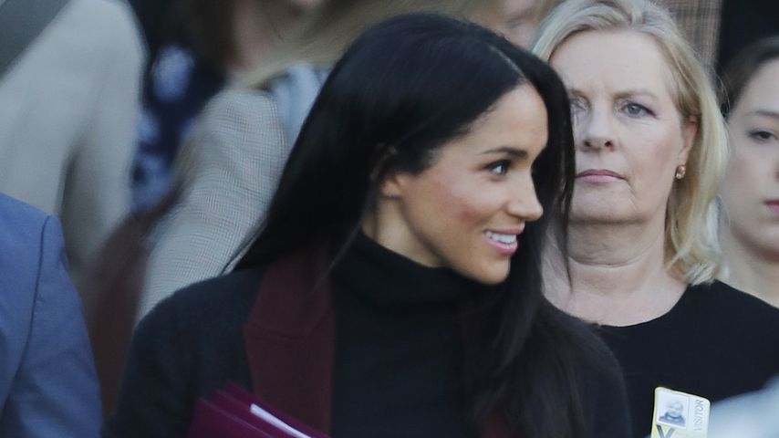 Herzogin Meghan schwanger: So versteckte sie ihren Babybauch