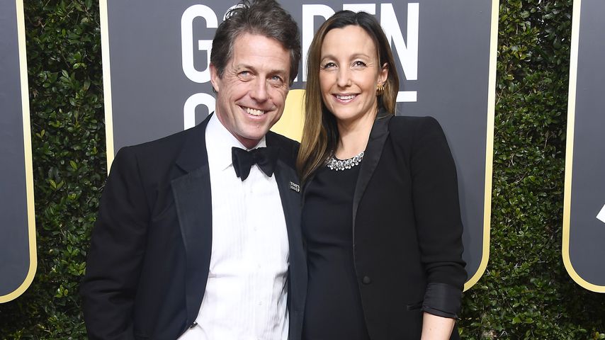 Hugh Grant und Anna Eberstein bei den Golden Globes 2018