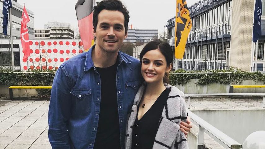 Ian Harding und Lucy Hale bei einer PLL-Convention in Düsseldorf