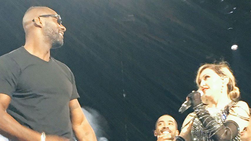 Idris Elba und Madonna bei einem Konzert im November 2015