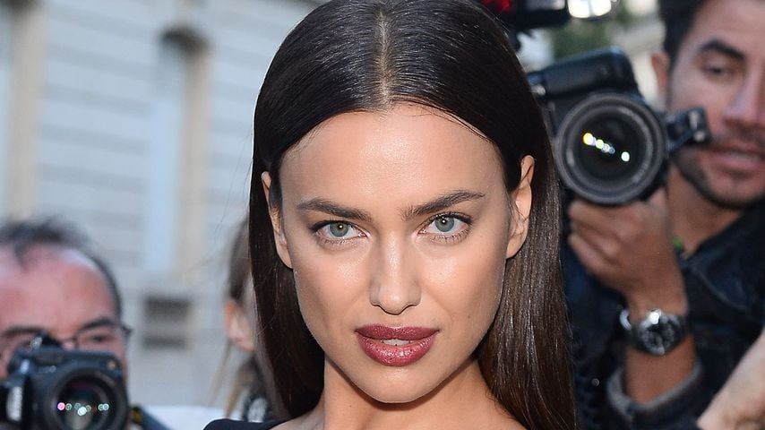 Irina Shayk vor der "Vogue Foundation Gala" in Paris