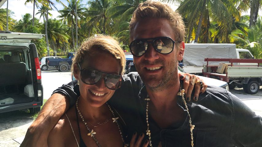 Janni Hönscheid und Peer Kusmagk im Urlaub