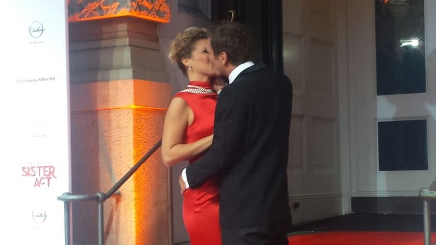 Janni Hönscheid und Peer Kusmagk bei der "Sister Act"-Premiere