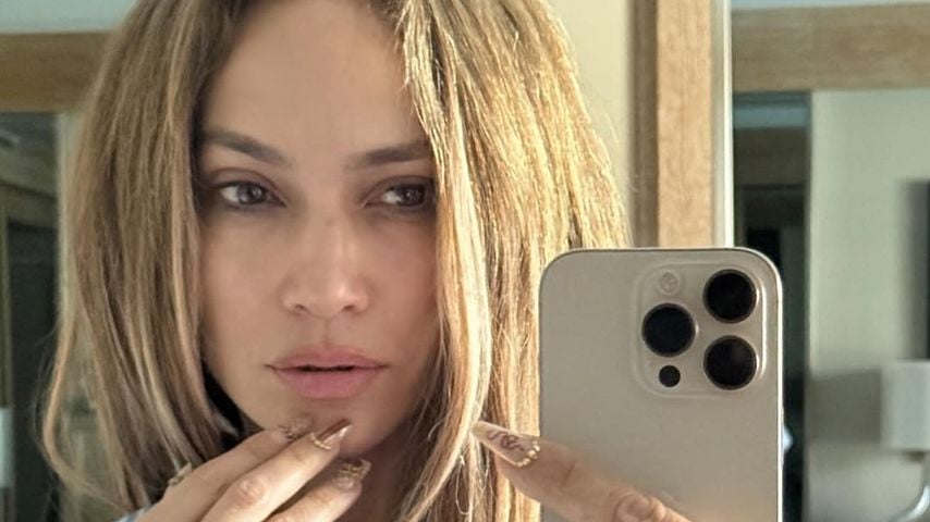 Jennifer Lopez zeigt sich ungeschminkt