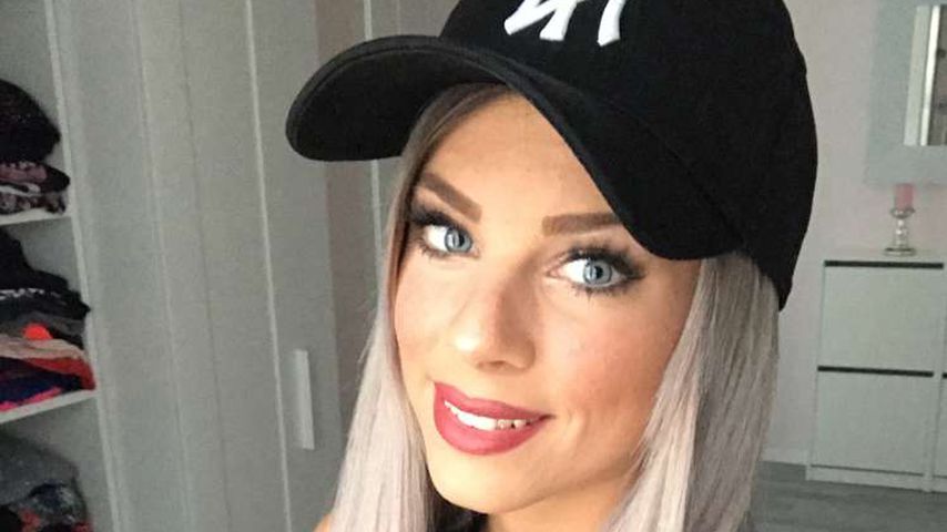 Weg mit dem Dschungel-Dreck! Königin Jenny gönnt sich Spa!