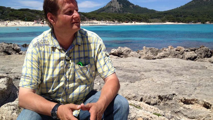 Jens Büchner am Strand von Mallorca