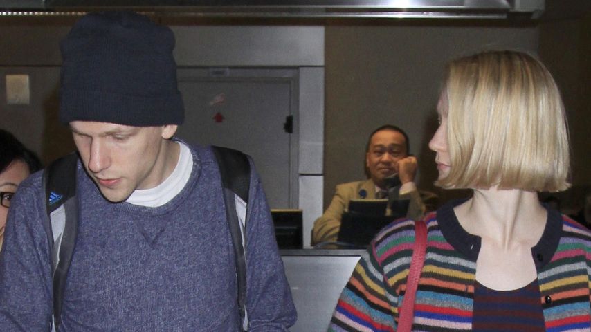 Mia Wasikowska und Jesse Eisenberg
