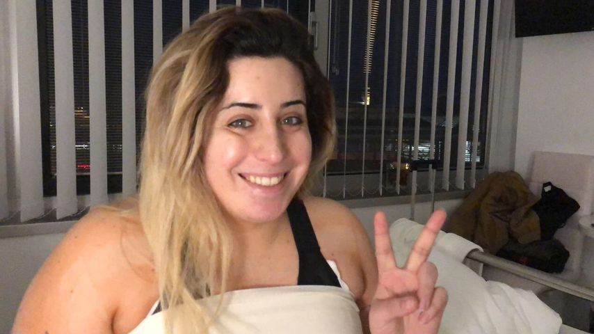 Vollständig! So happy ist YouTube-Star Jolina nach Brust-OP