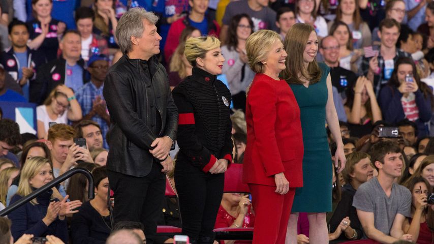 Jon Bon Jovi, Lady Gaga, Hillary Clinton und Chelsea Clinton im Wahlkampf 2016