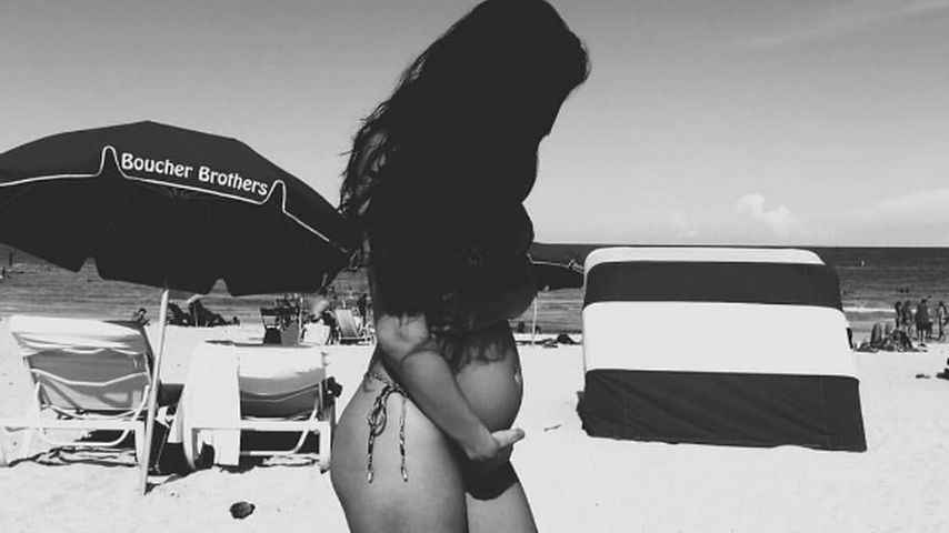 Jose Fernandez' Freundin mit Babybauch am Strand
