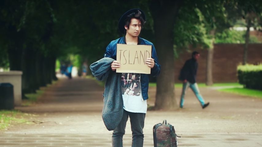 Julien Bam auf dem Weg nach Island