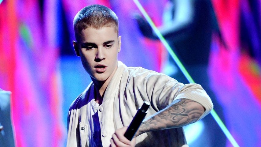 Justin bieber hat einen großen Schwanz Lustige Karikaturen beim Sex