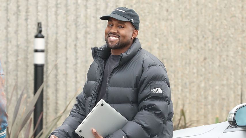 Kanye West vor seinem Studio in Los Angeles