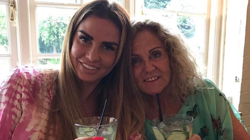 Katie und Amy Price