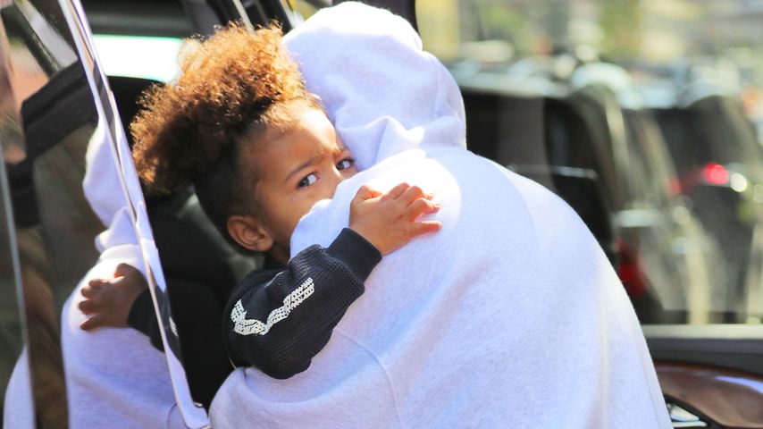 Kim Kardashian und Töchterchen North West