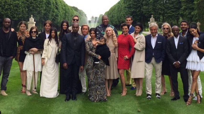 Khloe Kardashian, Kylie Jenner, Kim Kardashian, Kanye West, Kendall Jenner, Kourtney Kardashian und