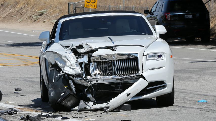 Kris Jenners Rolls-Royce nach dem Unfall in Calabasas
