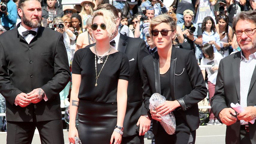 Kristen Stewart und Alicia Cargile in Cannes