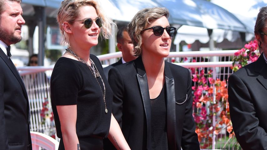 Kristen Stewart und Alicia Cargile in Cannes