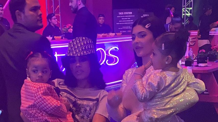 Cardi B Freut Sich Tochter Kulture 1 Hat Reiche Freunde Cardi B Freut Sich Tochter Kulture 1 Hat Reiche Freunde