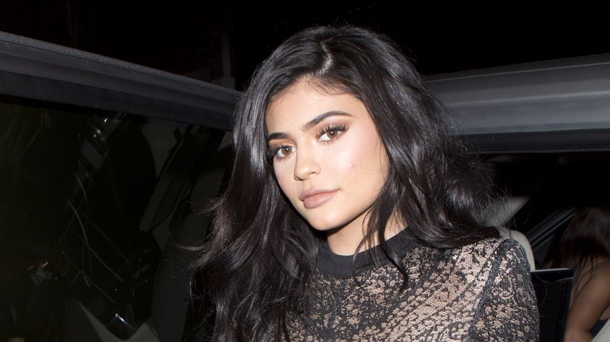 Kylie Jenner in einem Balmain-Jumpsuit