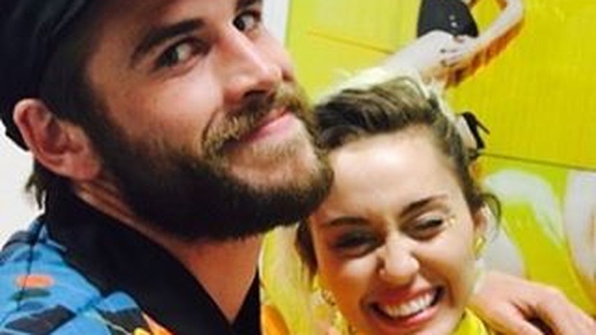 Selfie von Miley Cyrus und Liam Hemsworth