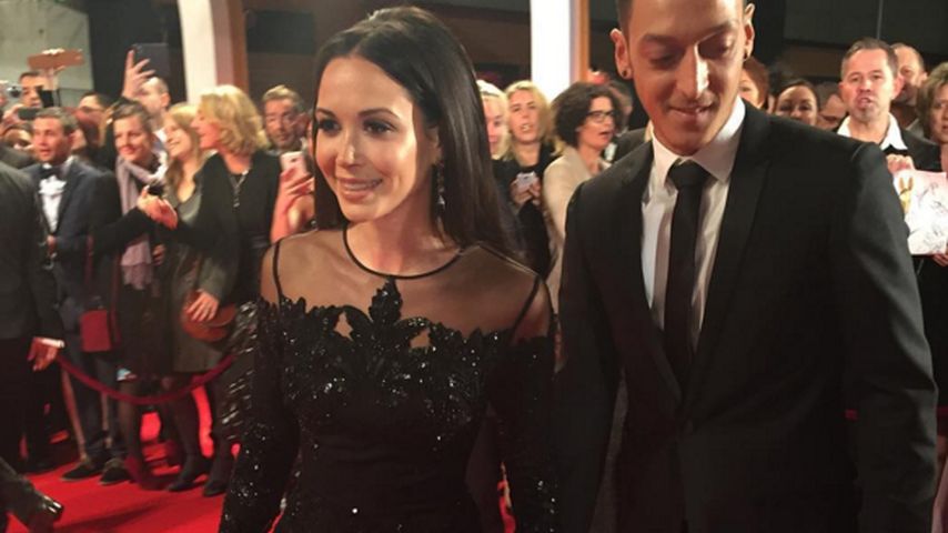 Grace Capristo und Mesut Özil