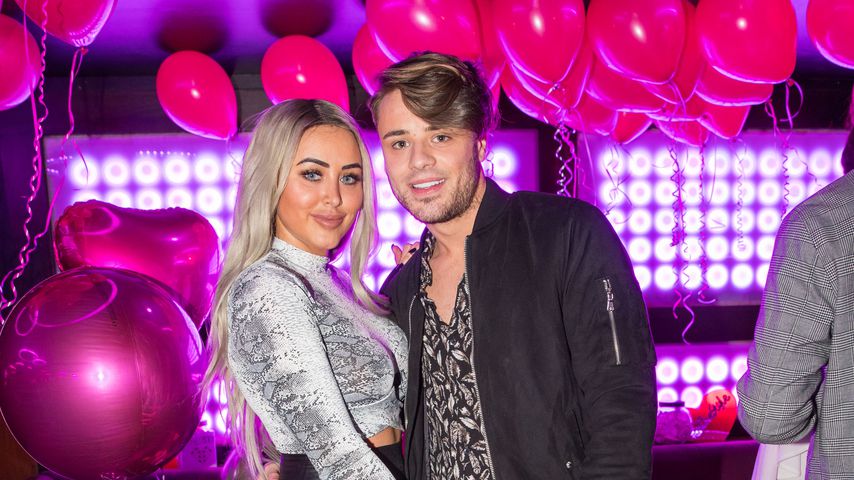 Marnie Simpson mit Casey Johnson