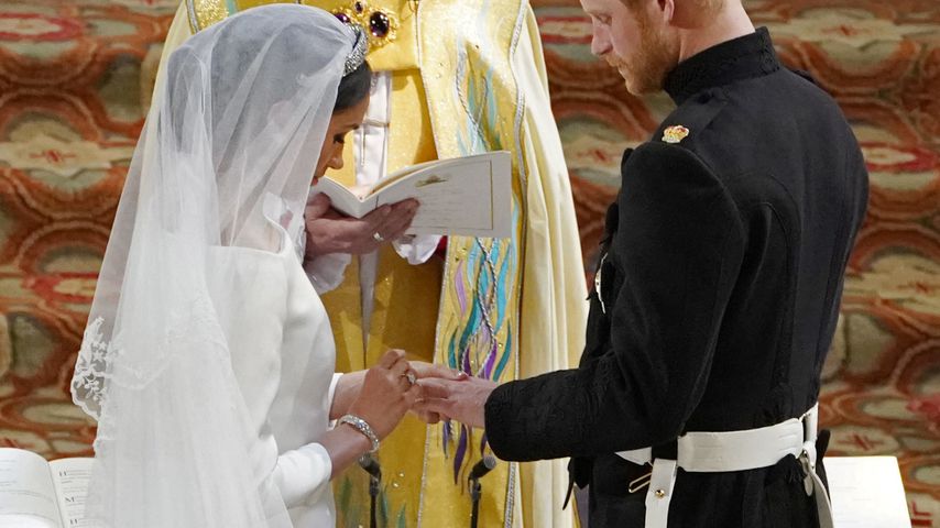 Prinz Harry trägt Ehering: Royal-Fans sind davon begeistert!