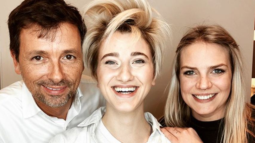 Natia Todua mit dem Friseurteam