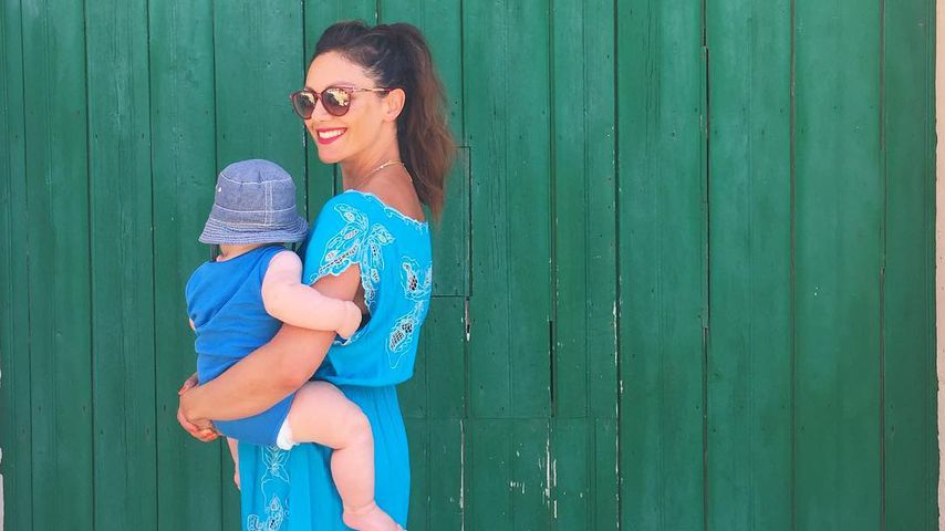 Nazan Eckes mit Söhnchen Ilyas auf Mallorca