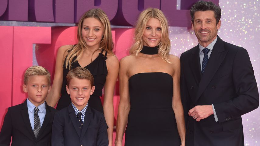 Patrick Dempsey, Jillian Fink und ihre Kids Tallula, Darby und Sullivan bei einer Film-Premiere