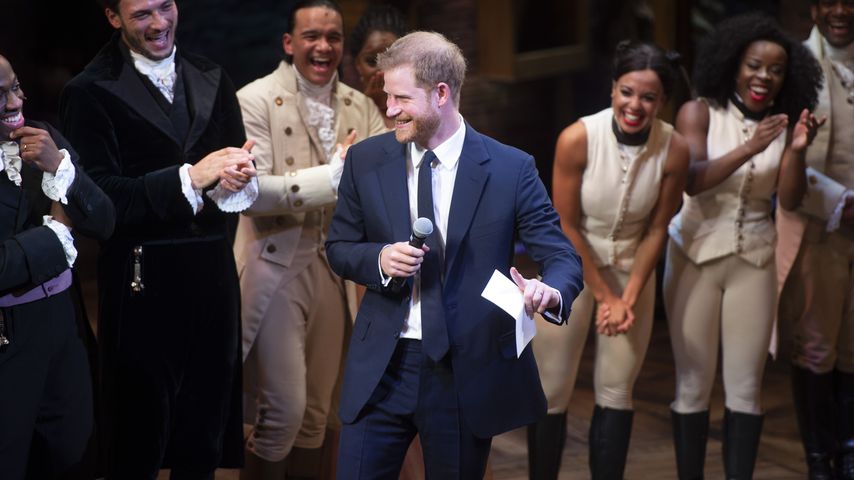Zweite Karriere? Prinz Harry trällert auf Musical-Bühne!