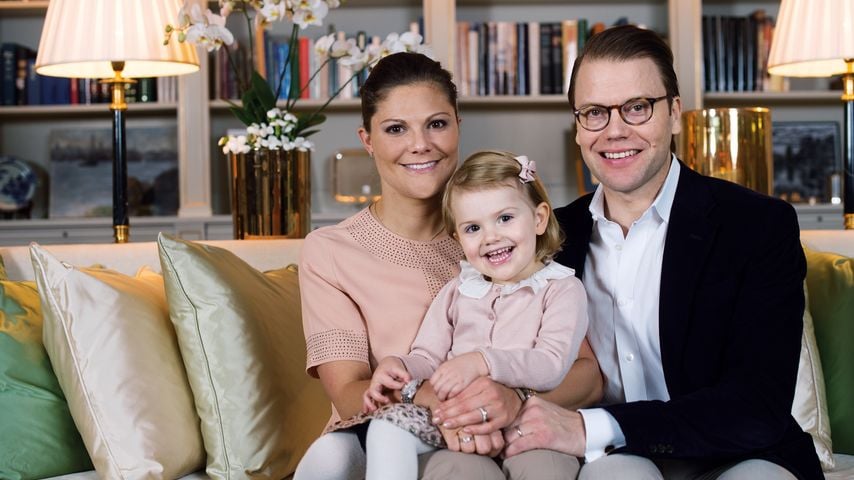 Prinzessin Estelle von Schweden, Prinzessin Victoria von Schweden und Prinz Daniel von Schweden
